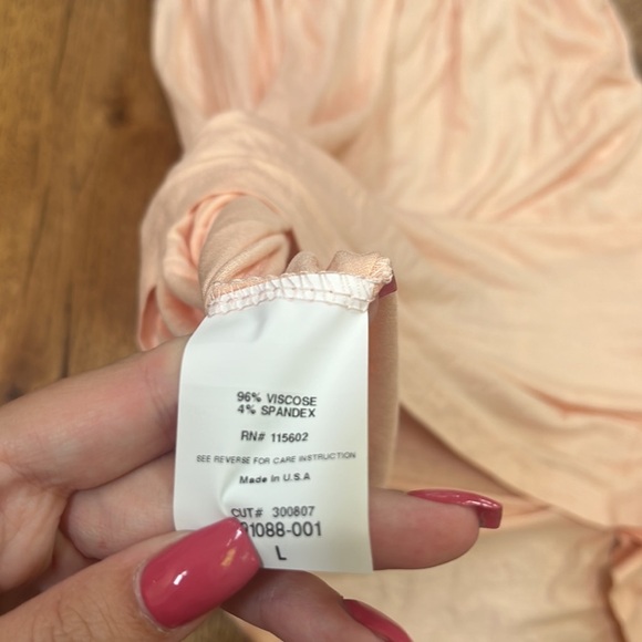 NWT Lush Woman’s Peach Night Dress Size L - Picture 4 of 4